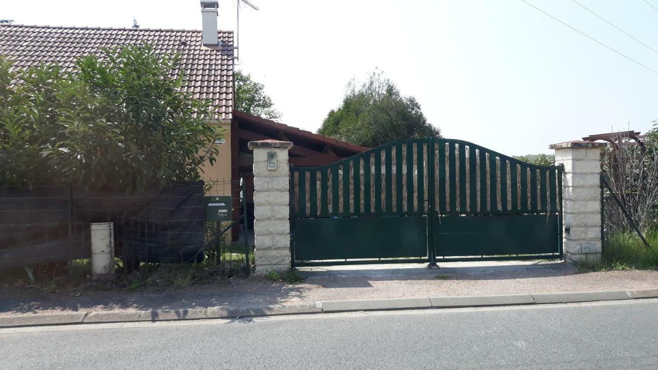 Studio London & Studio Chalet Pannes  Exterior photo